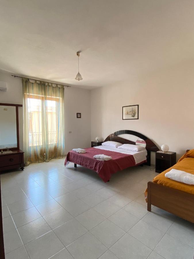 Casa Zona Mare Apartment Oliveri Exterior foto